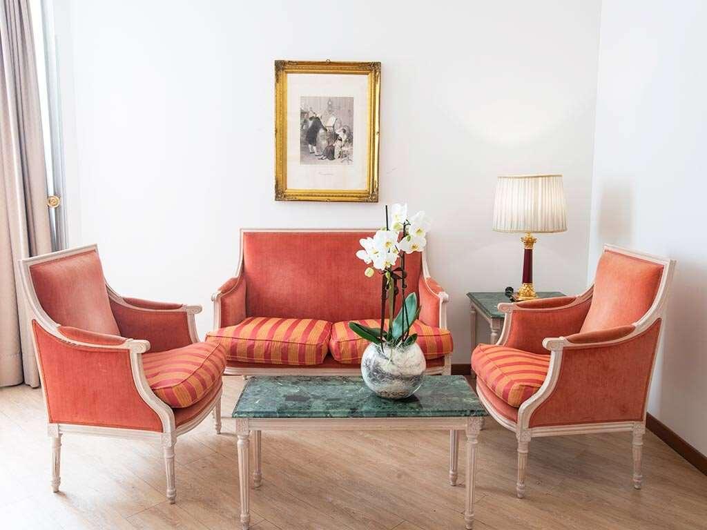 Shg De La Hotel