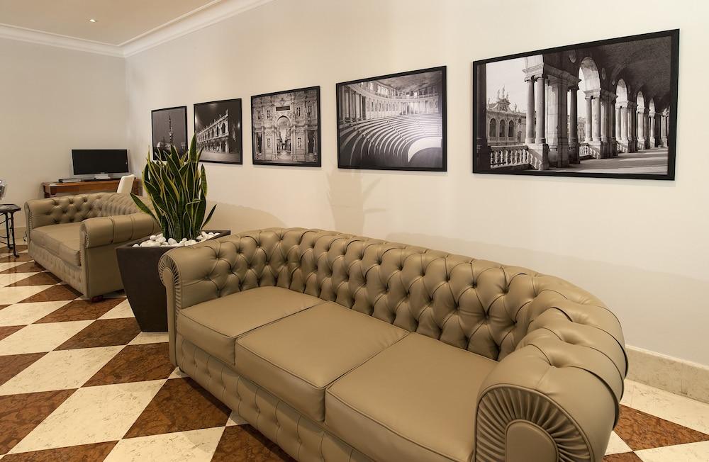 Hotel Shg De La Vicenza