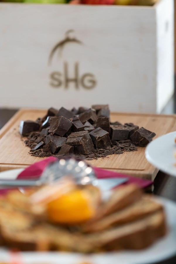 Hotel Shg De La 4*